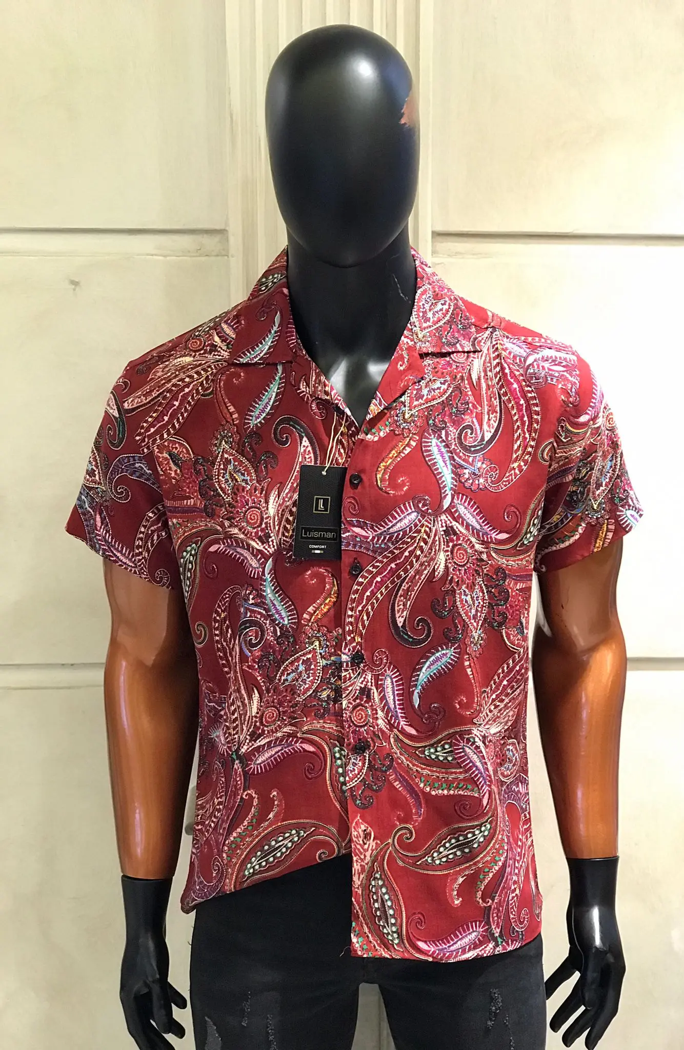 2021 New Men's Shirt Slim Fit Men's Short Sleeve Shirt Hawaiian Casual Shirts Male Single-Breasted Letter Printing Clothing viscose
2021 New Men's Shirt Slim Fit Men's Short Sleeve Shirt Hawaiian Casual Shirts Male Single-Breasted Letter Printing Clothing viscose