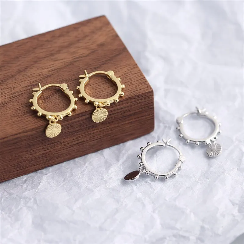 A00890 Jazaz New Arrival Genuine 925 Sterling Silver High Quality Round Line Stud Earrings for Women Texture Elegant Jewelry 
A00890 Jazaz New Arrival Genuine 925 Sterling Silver High Quality Round Line Stud Earrings for Women Texture Elegant Jewelry