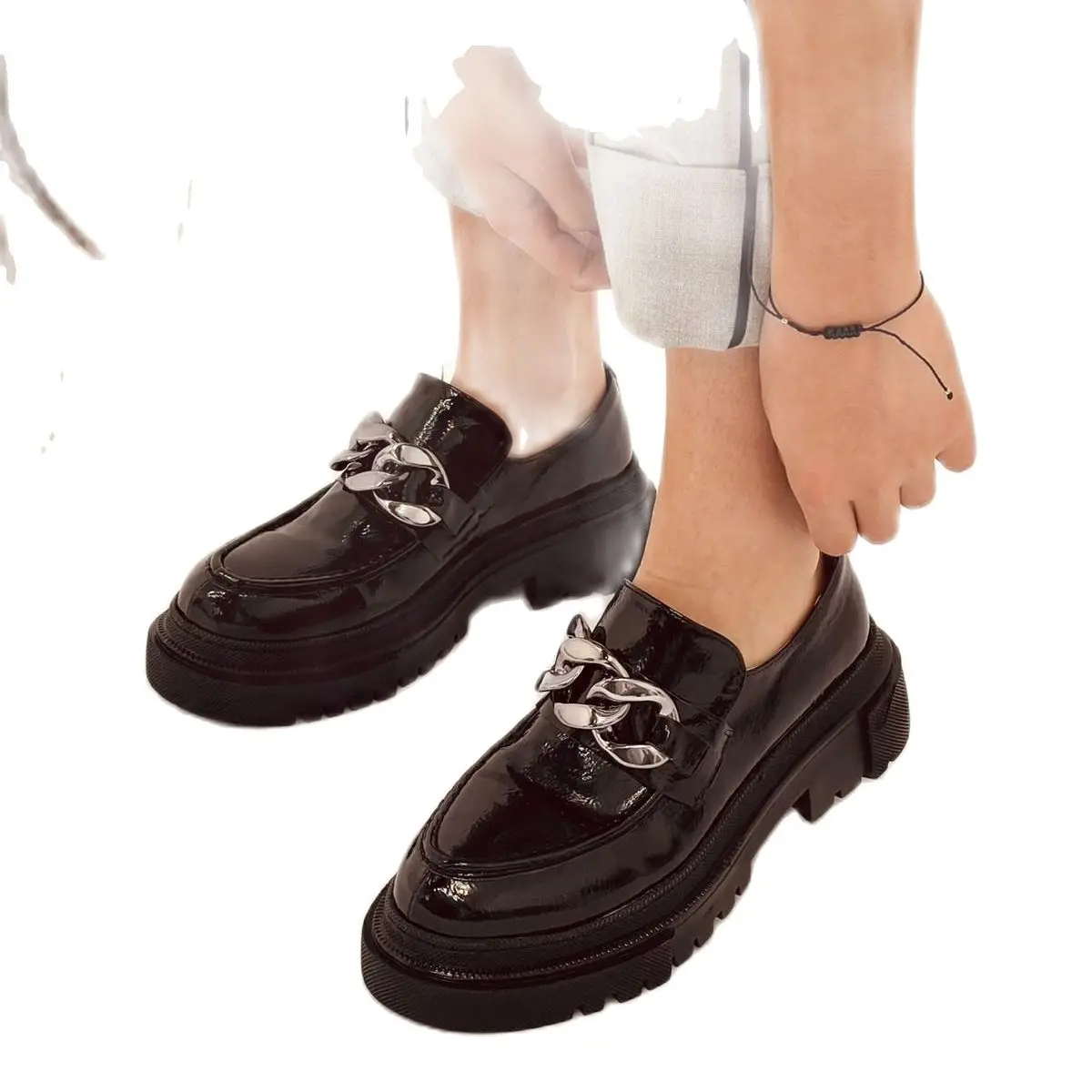 2021 New Black Wrinkled Patent Leather Chain Detail Women's Flats Women Genuine Leather Loafers Women Casual Shoes Slip
2021 New Black Wrinkled Patent Leather Chain Detail Women's Flats Women Genuine Leather Loafers Women Casual Shoes Slip