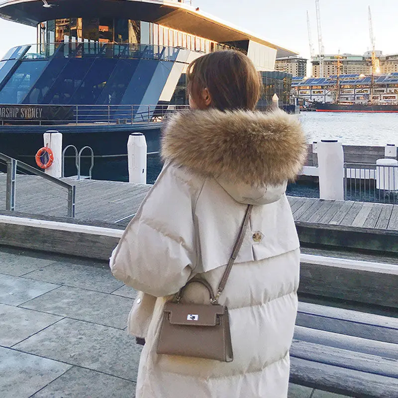Womens Padded Jacket Female Oversize Hoodie Coat Medium Long Ins Bread Fashion With Simulation Fur Hoodie 2021 Winter MTW600056
Womens Padded Jacket Female Oversize Hoodie Coat Medium Long Ins Bread Fashion With Simulation Fur Hoodie 2021 Winter MTW600056