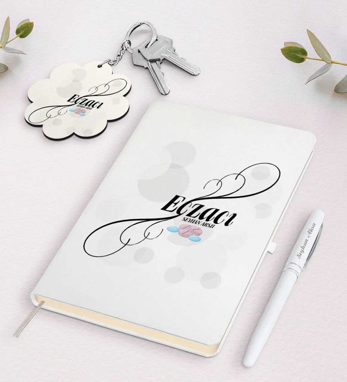 Personalized Pharmacist White Notebook Pen and Keychain Gift Seti-8 Reliable Quality Gift Casual Design Moment Special Day
Personalized Pharmacist White Notebook Pen and Keychain Gift Seti-8 Reliable Quality Gift Casual Design Moment Special Day