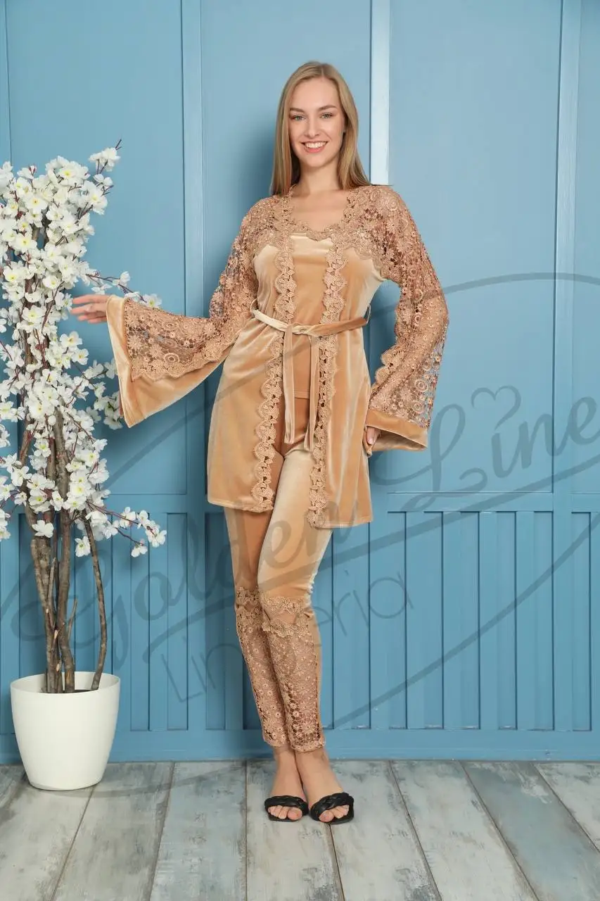 Women's Cotton Velvet Nightgown Dressing Gown Pajamas Set Lace Sexy Lingerie Comfortable Bed Wear horse Home Stylish Design Quality
Women's Cotton Velvet Nightgown Dressing Gown Pajamas Set Lace Sexy Lingerie Comfortable Bed Wear horse Home Stylish Design Quality