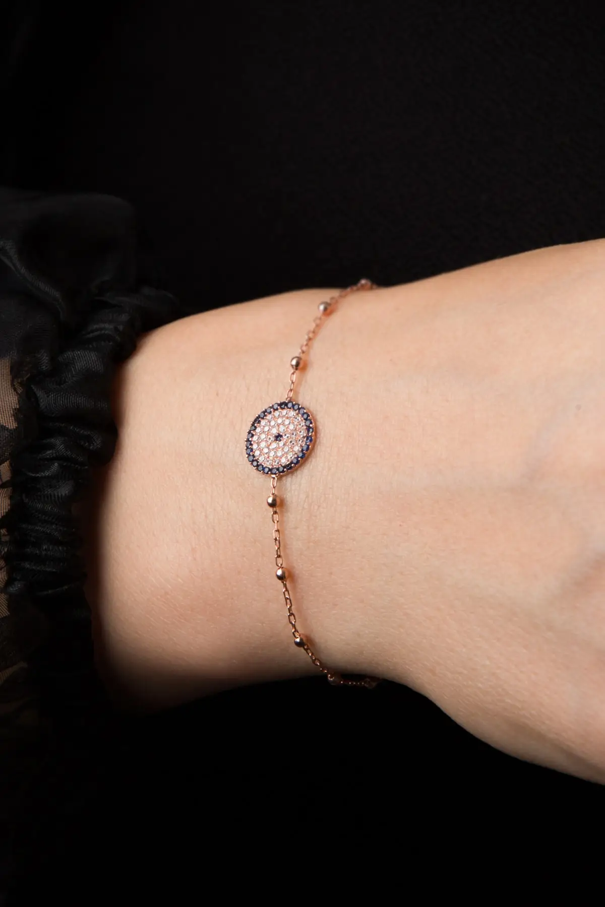 Eye Pattern Rose Lining Wristlet for women desire Fashion Jewelry 925 Sterling Silver
Eye Pattern Rose Lining Wristlet for women desire Fashion Jewelry 925 Sterling Silver