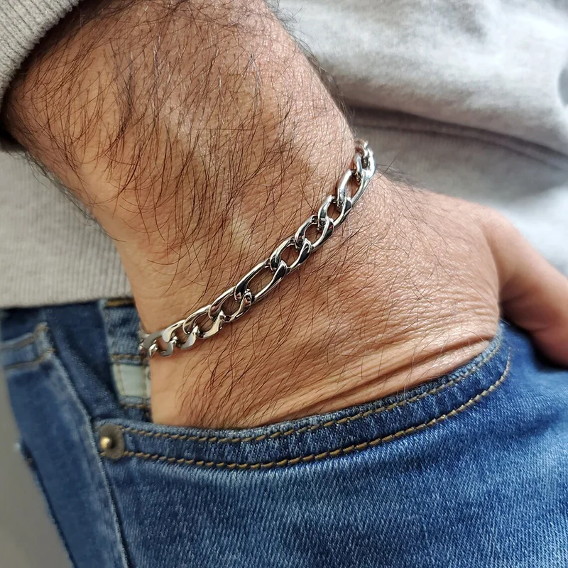 Men Chain Bracelet,7mm Figaro Chain Bracelet,Stainless Steel Figaro Link Bracelets,Unisex Men's Women's Arm Stacking Jewelry
Men Chain Bracelet,7mm Figaro Chain Bracelet,Stainless Steel Figaro Link Bracelets,Unisex Men's Women's Arm Stacking Jewelry