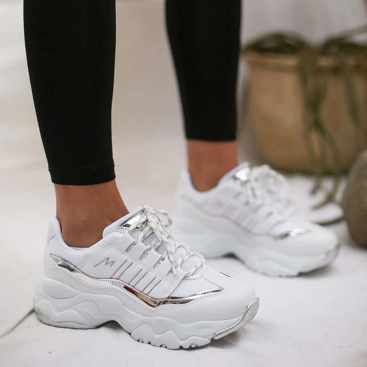 Murphy White-Gray Detailed Hologram High Sole Women's Sports Casual Shoes New Season 2021
Murphy White-Gray Detailed Hologram High Sole Women's Sports Casual Shoes New Season 2021