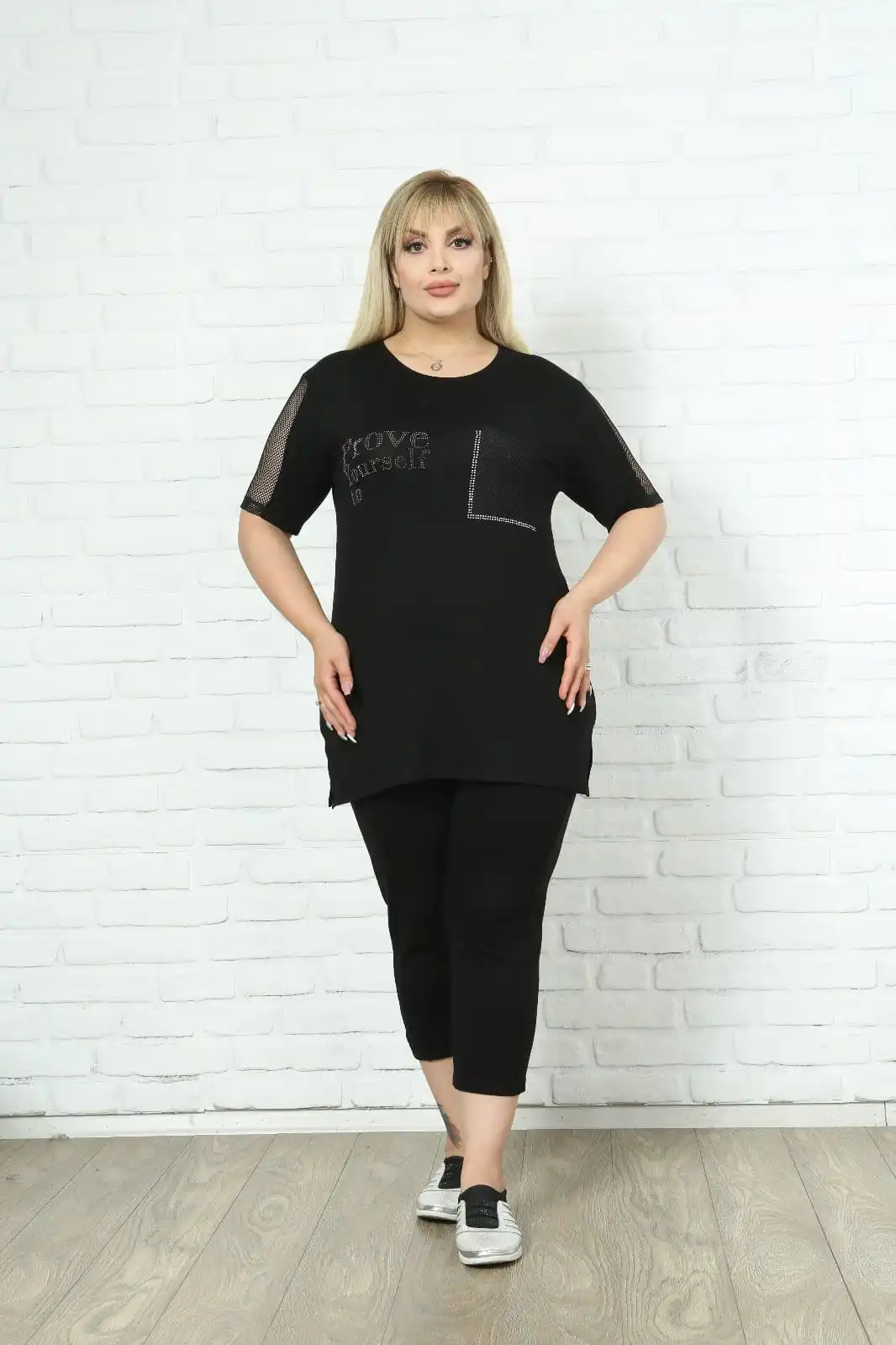 Diaves Plus Size Women Summer Fashion Two Pieces Lace Short Sleeves Causal Viscon Capri Pants Blouses Sets Turkish Quality
Diaves Plus Size Women Summer Fashion Two Pieces Lace Short Sleeves Causal Viscon Capri Pants Blouses Sets Turkish Quality