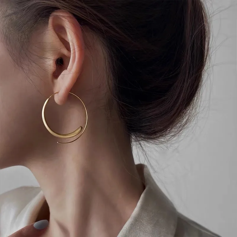 Vintage Round Circle Hoop Earrings For Women Stainless Steel Gold Plated Elegant Exaggerated Earring Wedding Boho Jewelry Gift
Vintage Round Circle Hoop Earrings For Women Stainless Steel Gold Plated Elegant Exaggerated Earring Wedding Boho Jewelry Gift