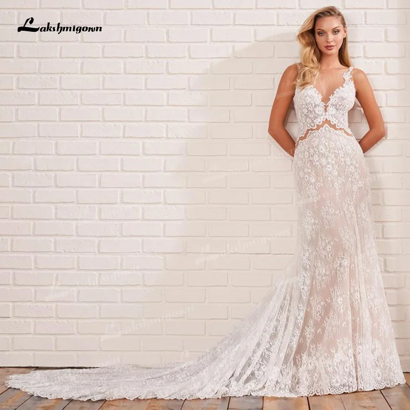 Illusion Lace A-Line Wedding Dresses Unique Waist Cutouts All-Over Sleeveless Sexy Spaghetti Straps Sweetheart Neck Floor-Length
Illusion Lace A-Line Wedding Dresses Unique Waist Cutouts All-Over Sleeveless Sexy Spaghetti Straps Sweetheart Neck Floor-Length