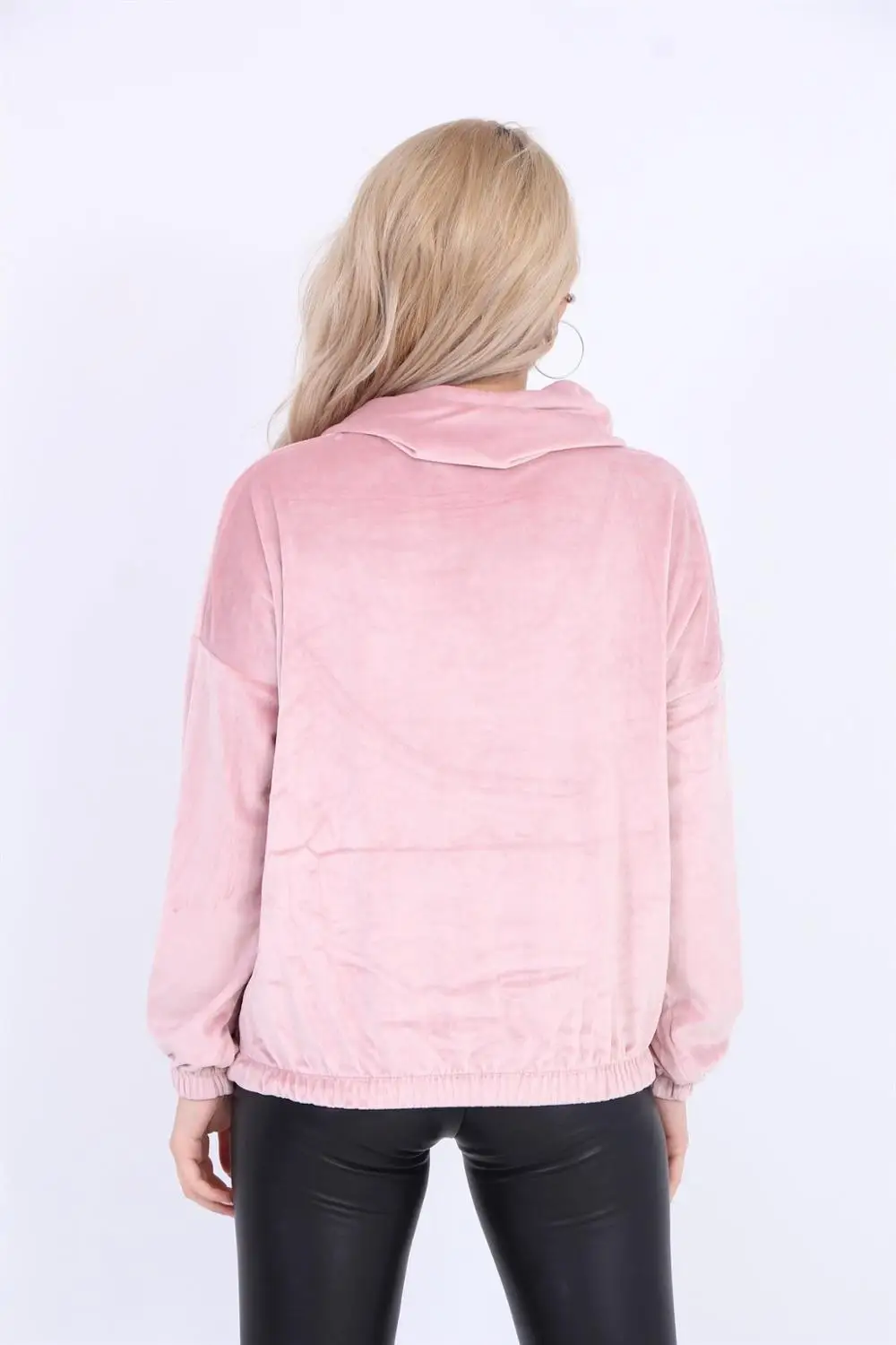 Women's Shawl Collar Pink Velvet Fashion Sweatshirt Elegant Douce Turkish Style Made in Turkey
Women's Shawl Collar Pink Velvet Fashion Sweatshirt Elegant Douce Turkish Style Made in Turkey