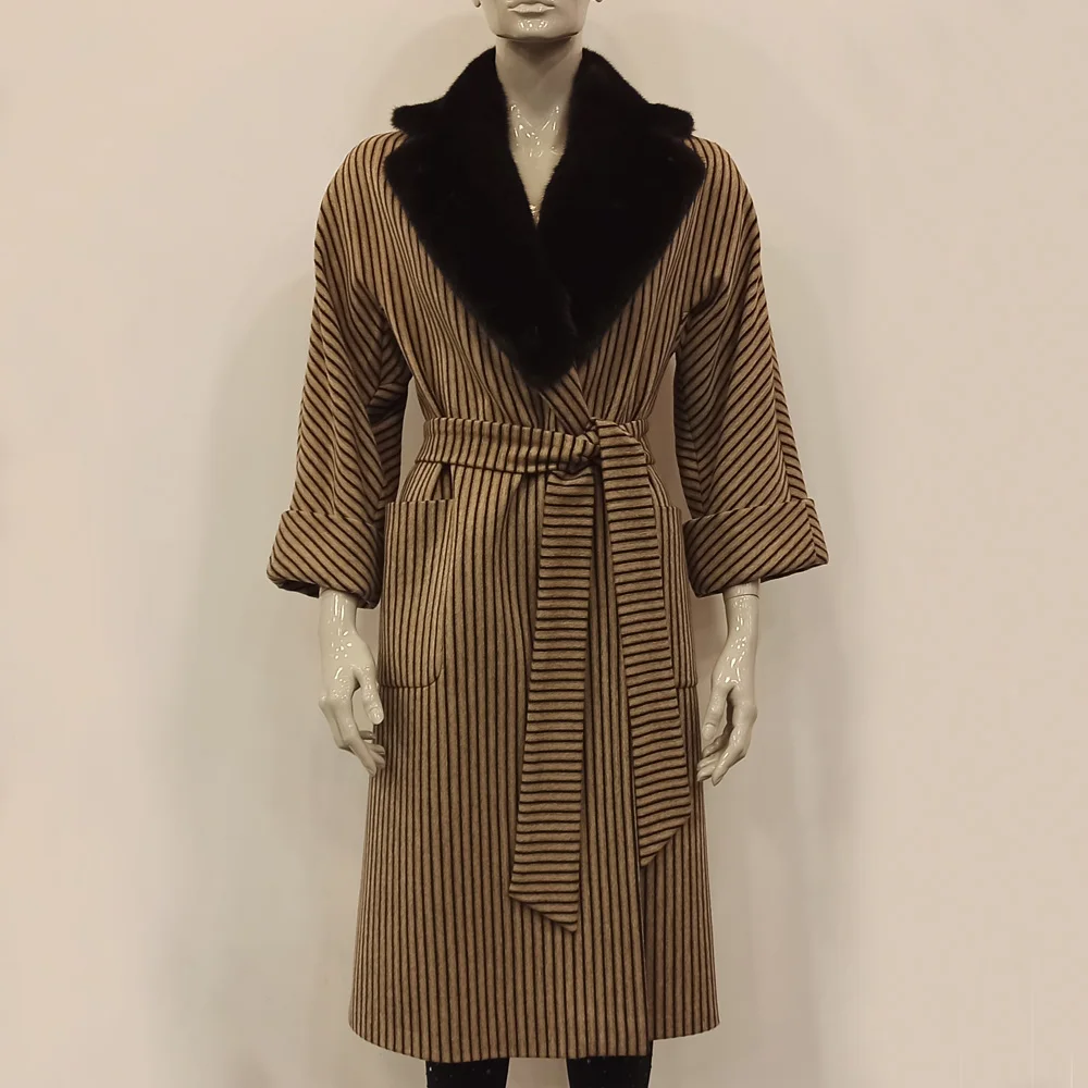 Women Winter Dark Beige Parka Detachable Real Mink Collar Female Business Belted Coat Plusize 2021 New Fashion Autumn Outerwear
Women Winter Dark Beige Parka Detachable Real Mink Collar Female Business Belted Coat Plusize 2021 New Fashion Autumn Outerwear