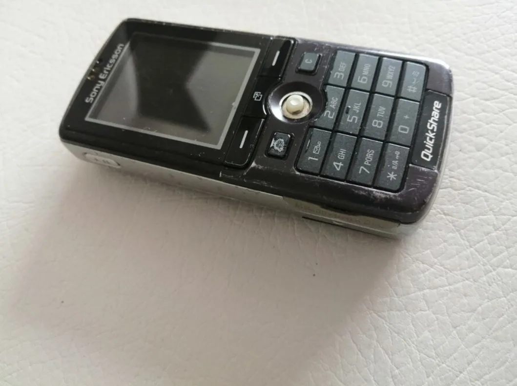 SonyEricsson K750i мобильный телефон Vintage для особой коллекции ретро Sony Ericsson мобильный телефон K750i Handyphone Telecom
SonyEricsson K750i мобильный телефон Vintage для особой коллекции ретро Sony Ericsson мобильный телефон K750i Handyphone Telecom