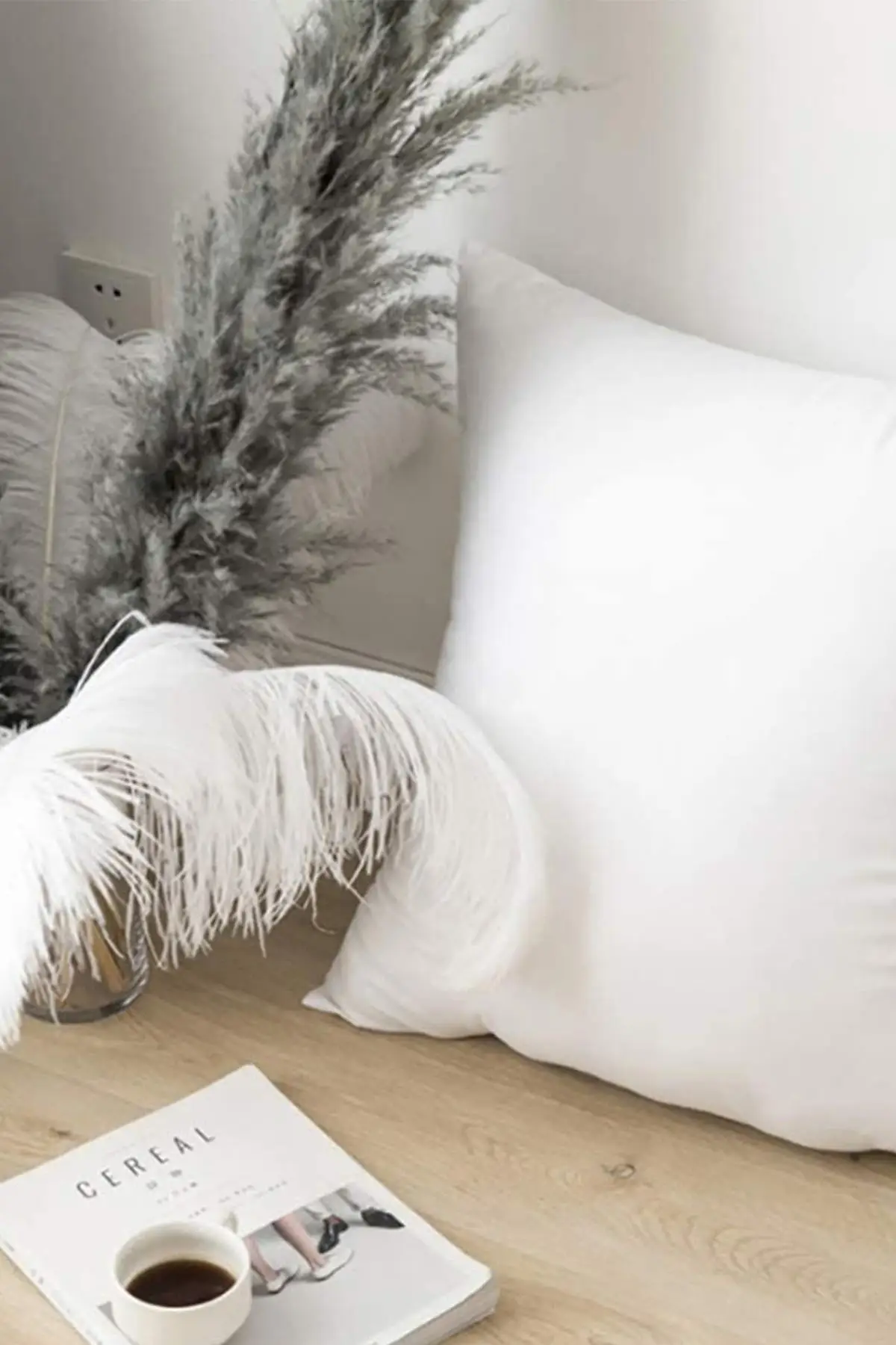 4lü 45x45 cm white inner pad first quality fiber silicone beads filled soft plump fiber pillow decorate decoration home seat
4lü 45x45 cm white inner pad first quality fiber silicone beads filled soft plump fiber pillow decorate decoration home seat