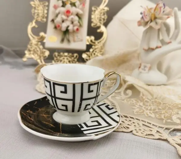 Hybrid 6 Personality Turkish coffee Porcelain Cup Pad Arab Coffee Coffee Presentation
Hybrid 6 Personality Turkish coffee Porcelain Cup Pad Arab Coffee Coffee Presentation