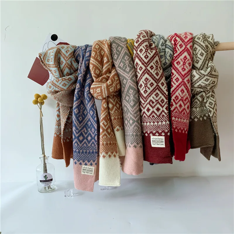 Hot Selling Childrens Bib INS Small Flower Knitted Wool Girl Boy Scarf Sutumn Winter Baby Warm Bib
Hot Selling Childrens Bib INS Small Flower Knitted Wool Girl Boy Scarf Sutumn Winter Baby Warm Bib