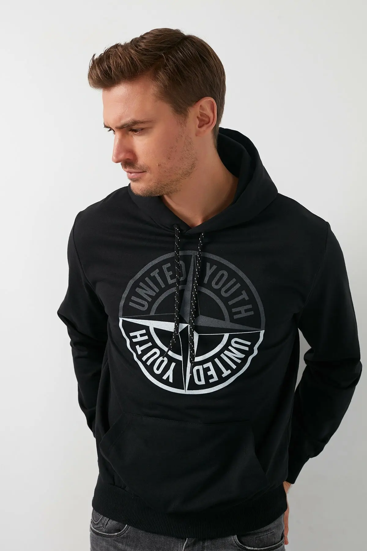 Men's Printed Hooded Kangaroo Pocket Sweatshirts Casual Trend Winter Cotton Casual Warm Pocket Compass Print
Men's Printed Hooded Kangaroo Pocket Sweatshirts Casual Trend Winter Cotton Casual Warm Pocket Compass Print