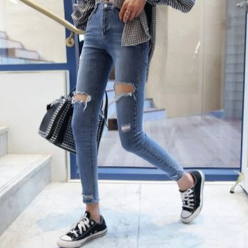 

Весенние модные трендовые светлые гнищие джинсы женские узкие брюки с высокой талией узкие эластичные брюки-Карандаш Осень