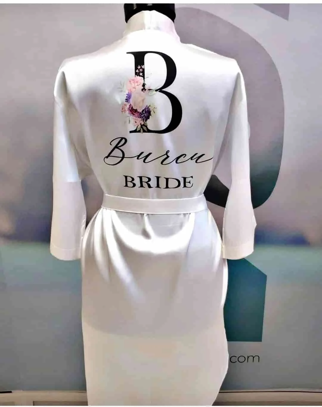 Personalized Wedding Bride Bridesmaid Robe Dressing Gown Sexy Women Nightgown Short Sleepwear Casual Flower Kimono Geisha
Personalized Wedding Bride Bridesmaid Robe Dressing Gown Sexy Women Nightgown Short Sleepwear Casual Flower Kimono Geisha