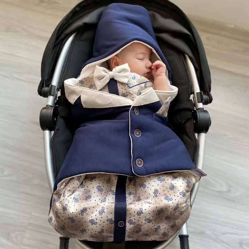 Navy Blue Baby Boy Swaddle Gentleman Newborn Babies Bow Tie Jacket Look Embroidered Stroller Bed Comfortable Toddler Clothes
Navy Blue Baby Boy Swaddle Gentleman Newborn Babies Bow Tie Jacket Look Embroidered Stroller Bed Comfortable Toddler Clothes