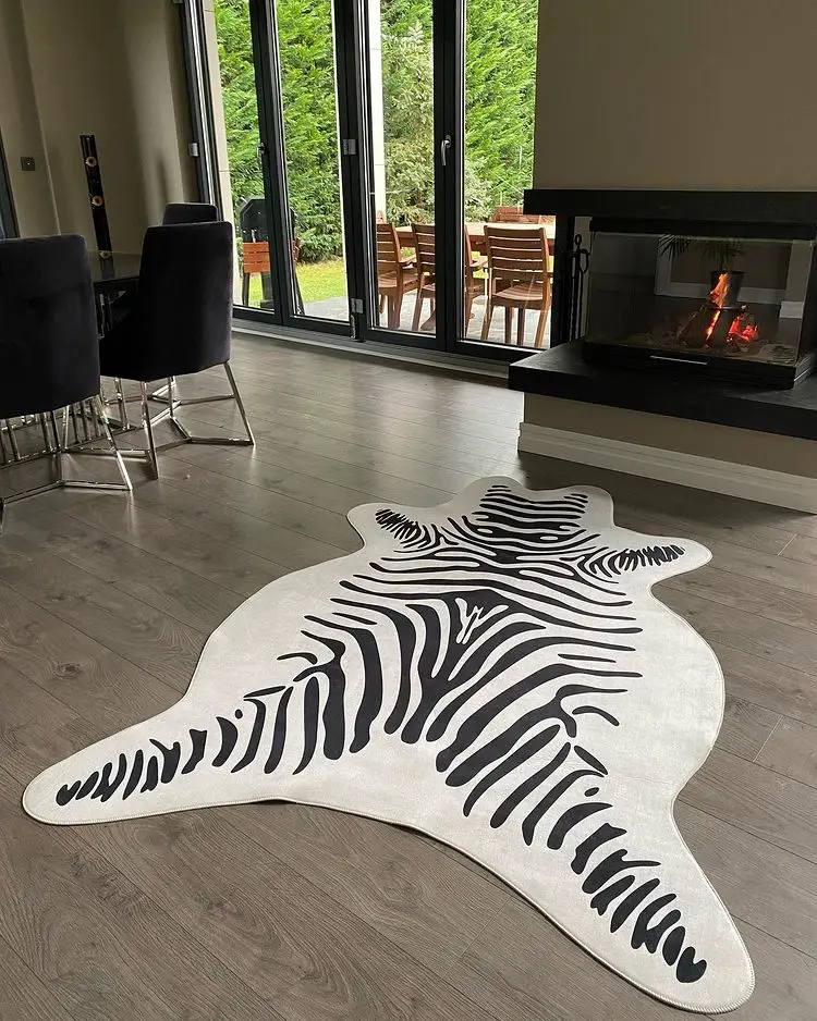 Zebra Post Carpet Washable Anti-Slip Latex Leather Outsole Foal Feather Fabric Cold-Proof Premium Series Digital Printing Mat
Zebra Post Carpet Washable Anti-Slip Latex Leather Outsole Foal Feather Fabric Cold-Proof Premium Series Digital Printing Mat