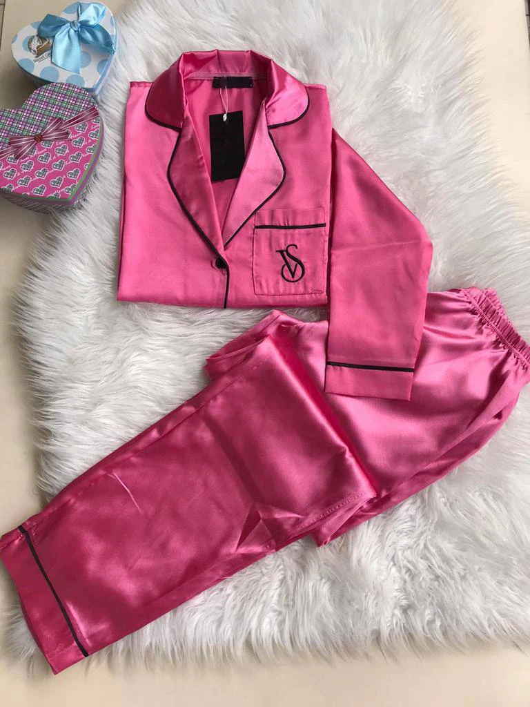 Luxury Nightwear Clothes Different Size Dark Pink Satin Cotton Long Pajamas Set Pyjamas kit
Luxury Nightwear Clothes Different Size Dark Pink Satin Cotton Long Pajamas Set Pyjamas kit