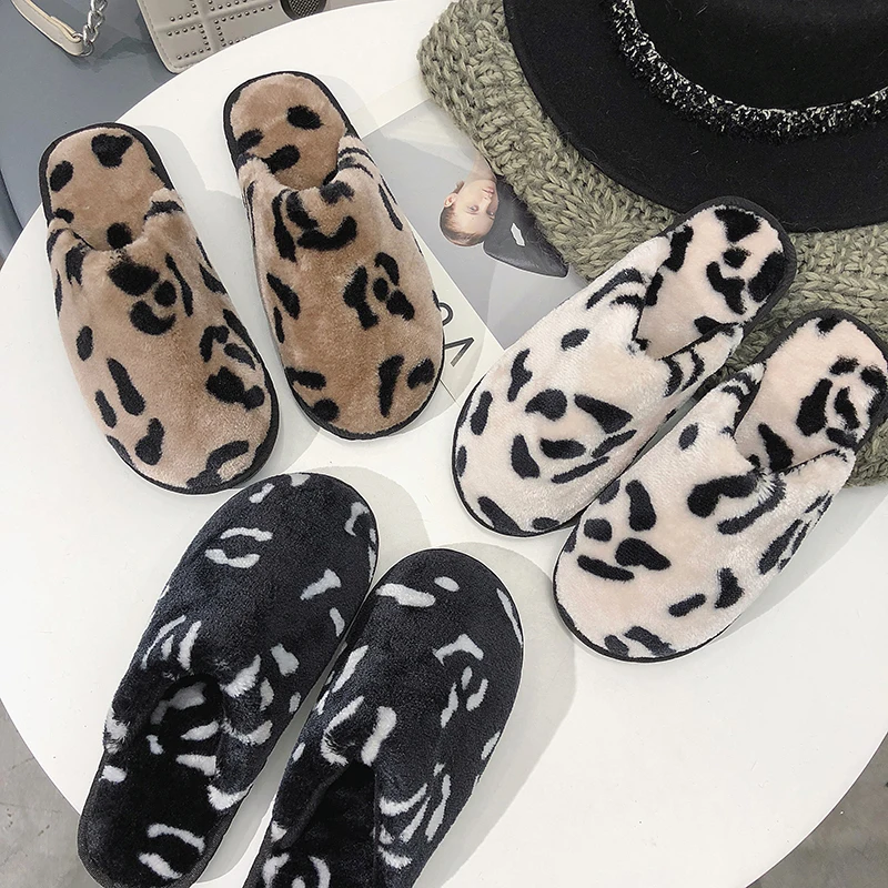 2021 spring and summer fashion and popular suede color matching ladies casual slippers KP803
2021 spring and summer fashion and popular suede color matching ladies casual slippers KP803