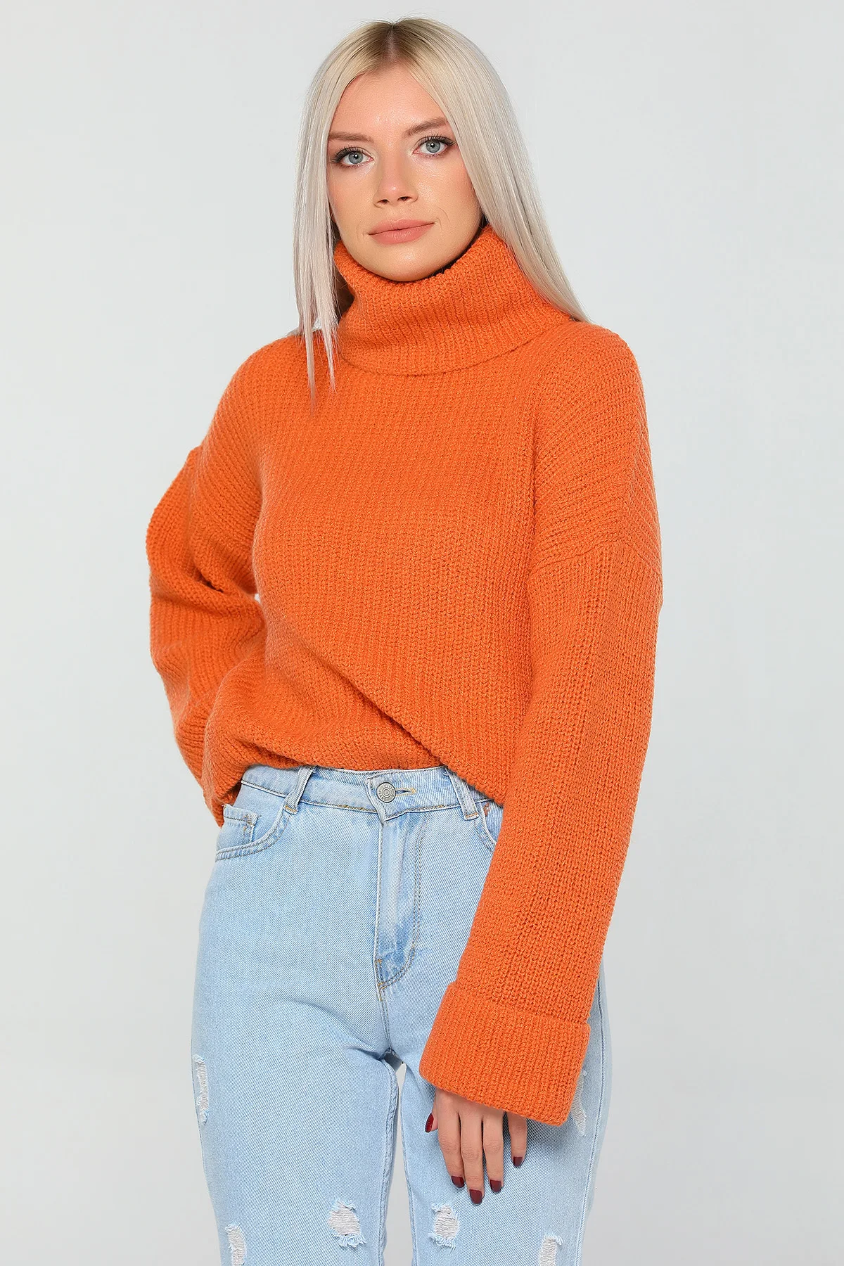 LORENZIAAutumn Winter Women Knitted Turtleneck Cashmere Sweater 2021 Casual Basic Pullover Jumper Batwing Long Sleeve Loose Tops
LORENZIAAutumn Winter Women Knitted Turtleneck Cashmere Sweater 2021 Casual Basic Pullover Jumper Batwing Long Sleeve Loose Tops
