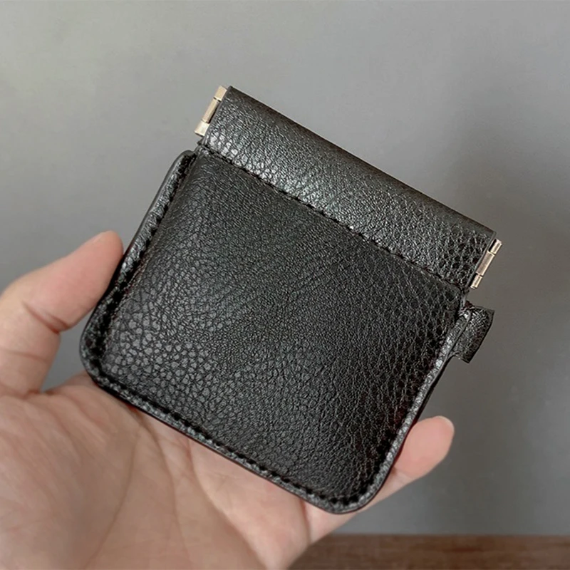 Coin Magic Tricks VDR Quiver Plus By Kelvin Chow Coin Bag Wallet Case Magia Magie Magicians Props Illusions Gimmicks + Tutorial
Coin Magic Tricks VDR Quiver Plus By Kelvin Chow Coin Bag Wallet Case Magia Magie Magicians Props Illusions Gimmicks + Tutorial