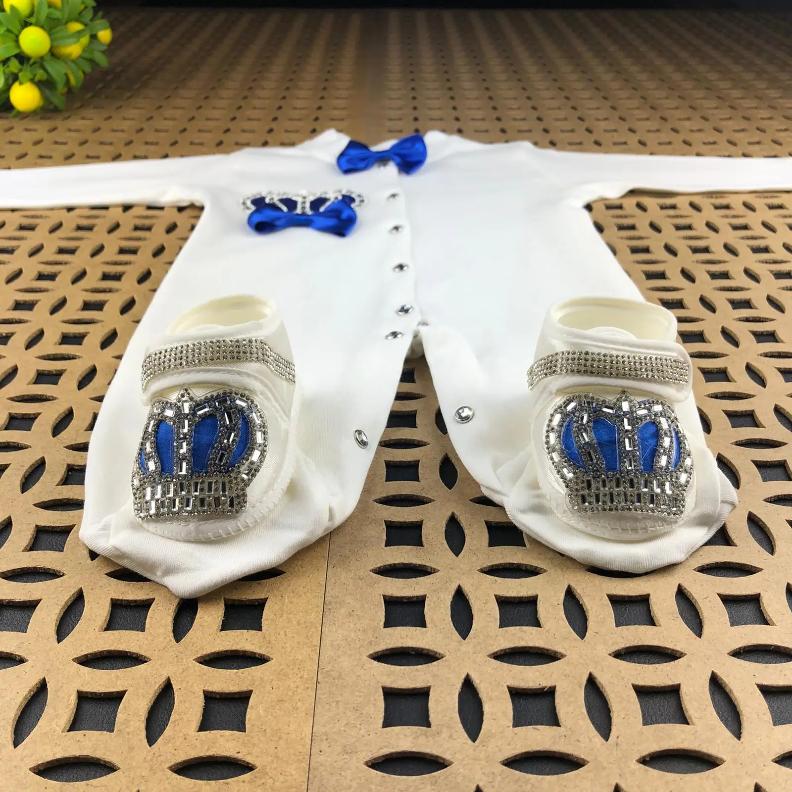 Baby Clothes 4 Piece Boy Girl 3 6 9 Months Long Sleeve Rompers Brand Designer Jumpsuit Pajamas Set Luxury Bebe Gift
Baby Clothes 4 Piece Boy Girl 3 6 9 Months Long Sleeve Rompers Brand Designer Jumpsuit Pajamas Set Luxury Bebe Gift