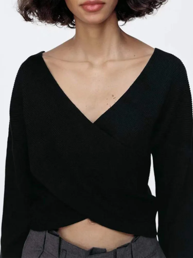 2022 counter quality black temperament all-match V-neck puff sleeves soft slim ribbed soft texture stretch knitted sweater
2022 counter quality black temperament all-match V-neck puff sleeves soft slim ribbed soft texture stretch knitted sweater