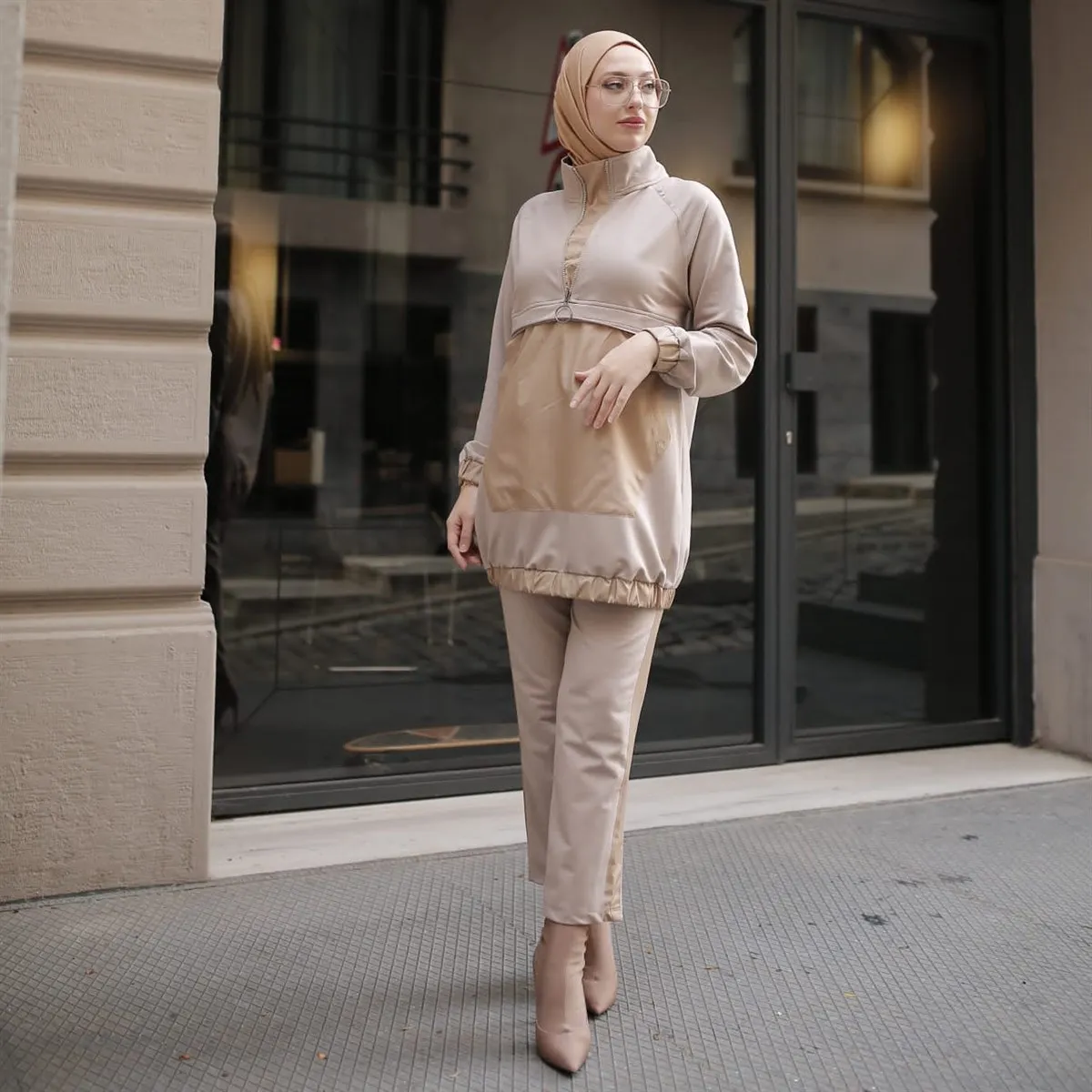 Butik Melike Women's Zippered Front Mink Suit New Arrivals hijab abaya muslim fashion set islamic clothing prayer garment Turkey
Butik Melike Women's Zippered Front Mink Suit New Arrivals hijab abaya muslim fashion set islamic clothing prayer garment Turkey