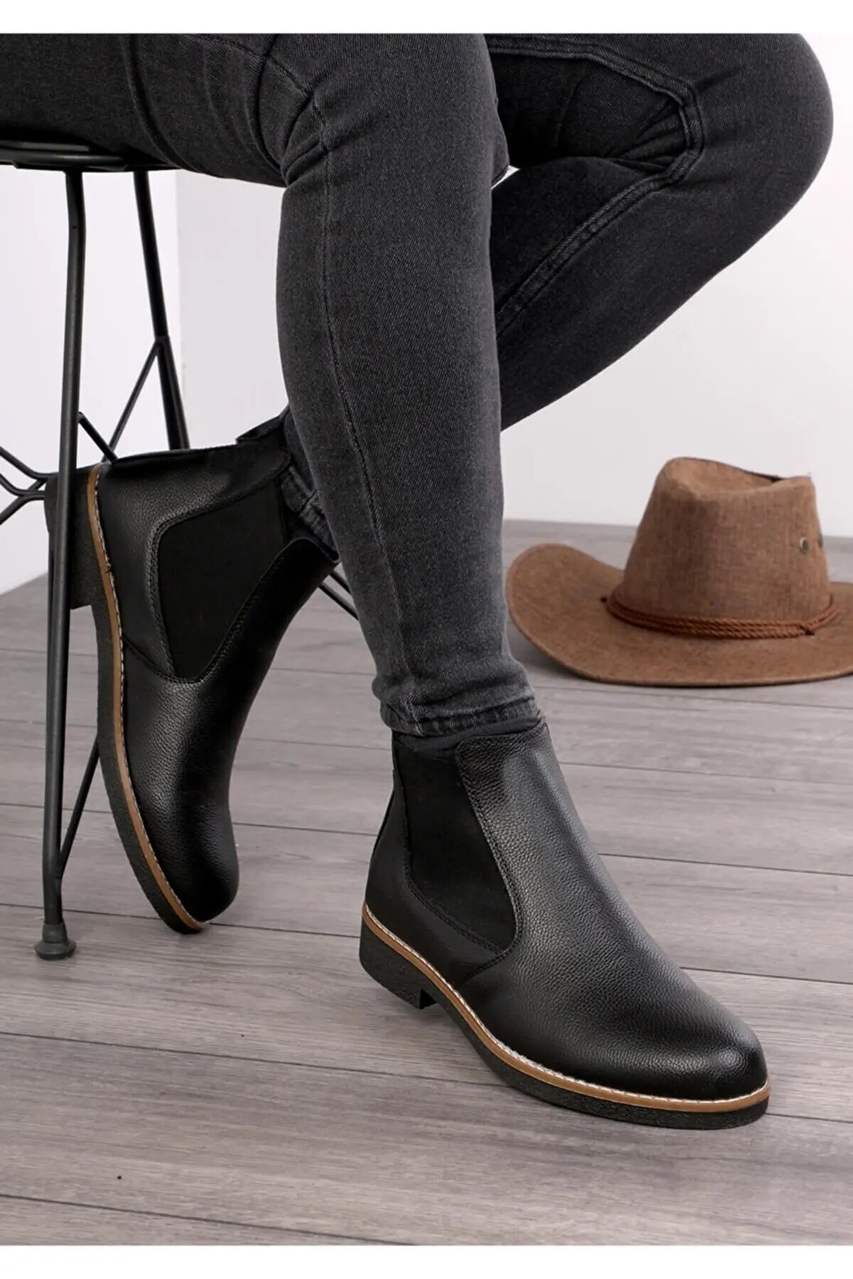 Men's Chelsea Boots Suede Leather Shoes Black Brown Shoe Winter Spring Toe Flexible Orthopedic Comfortable Boot Foot New Season
Men's Chelsea Boots Suede Leather Shoes Black Brown Shoe Winter Spring Toe Flexible Orthopedic Comfortable Boot Foot New Season