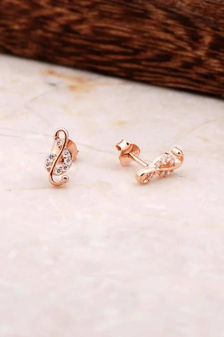 Left Key Rose Silver Earring 4792 High Quality Hand Made Original Filigree Silver Jewellery Gift for Women
Left Key Rose Silver Earring 4792 High Quality Hand Made Original Filigree Silver Jewellery Gift for Women