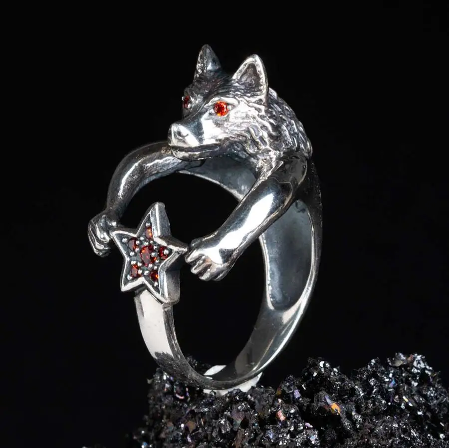 3D Wolf Silver Men's Ring with Mini Red Stones Fashion Turkish Premium Quality Handmade Jawelery
3D Wolf Silver Men's Ring with Mini Red Stones Fashion Turkish Premium Quality Handmade Jawelery