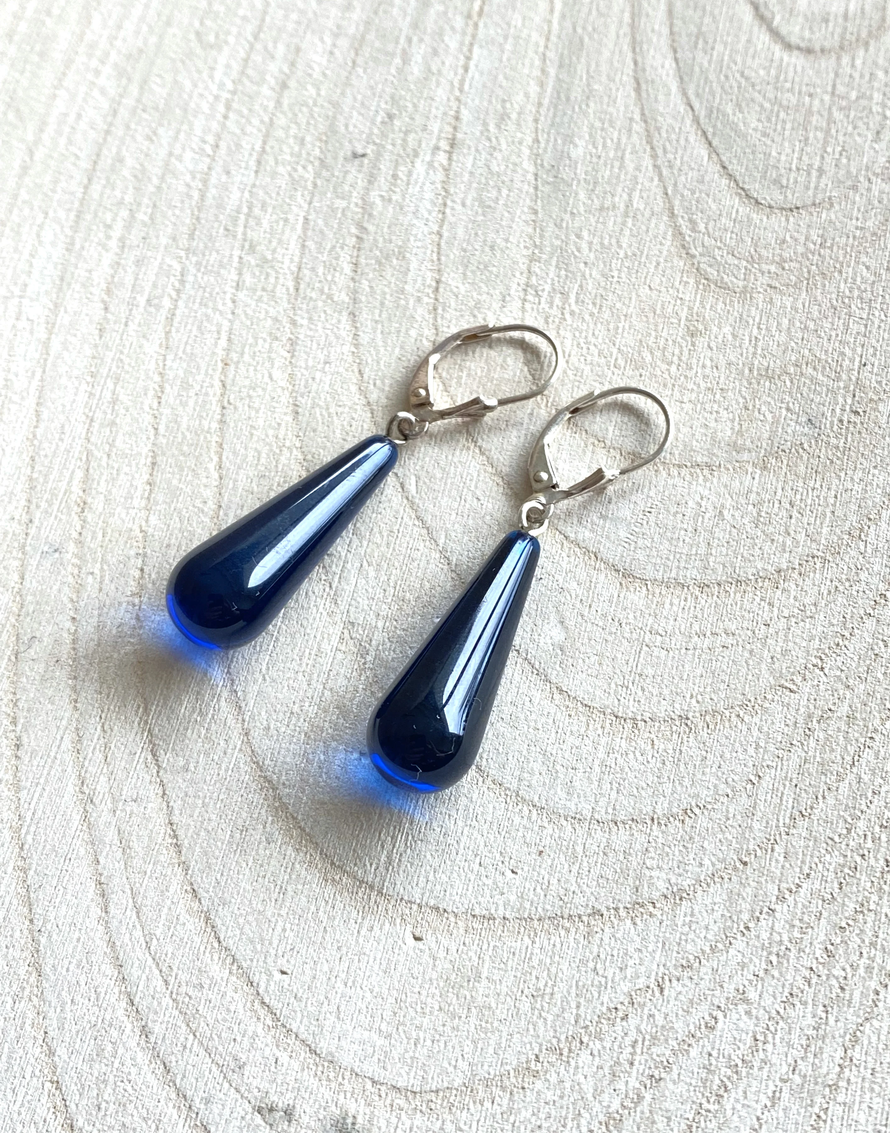 Blue Amber Earrings, Azure Amber Earrings, Amber Earrings for Women, Amber Stone Jewelry, Amber Jewelry, Azure amber jewelry Act
Blue Amber Earrings, Azure Amber Earrings, Amber Earrings for Women, Amber Stone Jewelry, Amber Jewelry, Azure amber jewelry Act