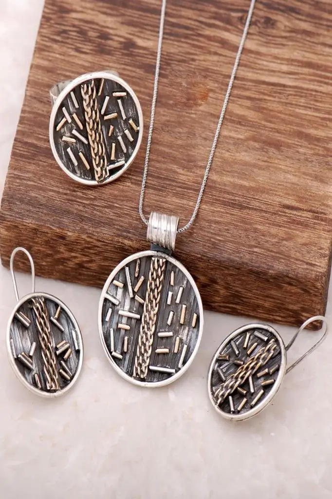 Handicraft Design Authentic Silver Set 1982Hand Made Silver Jewellery Set