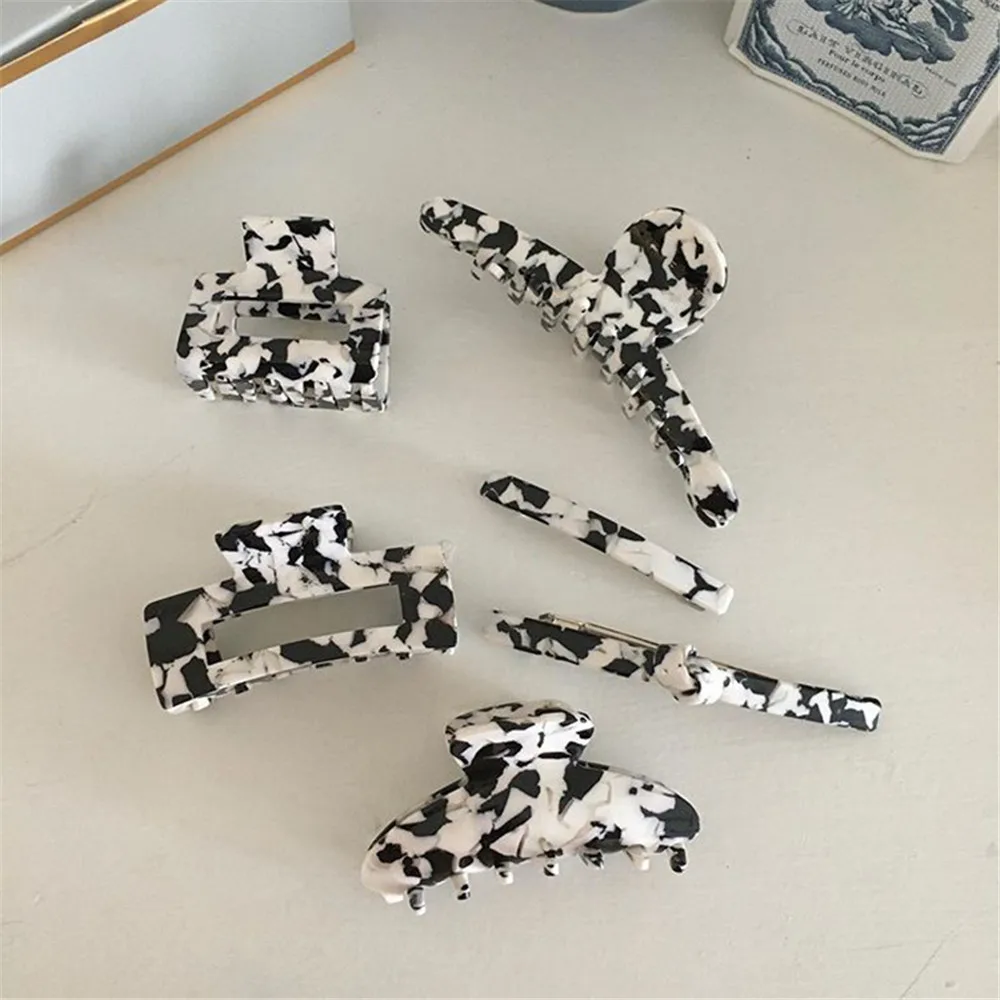 Milk Cow Geometric Large Hair Claws Women Girls Stylish Hairpins Styling Holding Tools Hair Section Claw Clamps Accessories
Milk Cow Geometric Large Hair Claws Women Girls Stylish Hairpins Styling Holding Tools Hair Section Claw Clamps Accessories