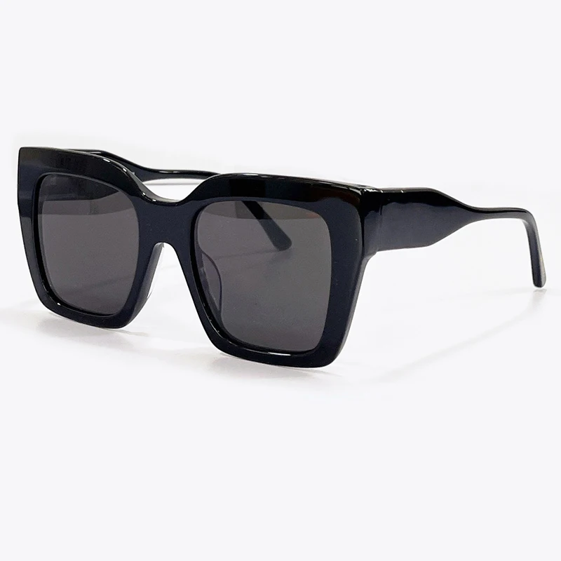 New Fashion Oversize Sunglasses Women Rectangle Luxury Designer Holiday Sun Glasses Retro Oculos Lunette De Soleil
New Fashion Oversize Sunglasses Women Rectangle Luxury Designer Holiday Sun Glasses Retro Oculos Lunette De Soleil