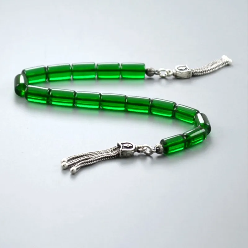 Green Bakelite Stress Chain Polshak Mascot Rosary 6x11 cm. Bakelite Cut 925 Sterling Silver Decorated
Green Bakelite Stress Chain Polshak Mascot Rosary 6x11 cm. Bakelite Cut 925 Sterling Silver Decorated