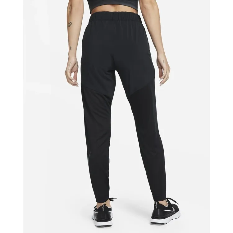 Рисунок 2 - Nike Dri-Fit Swoosh Run женские