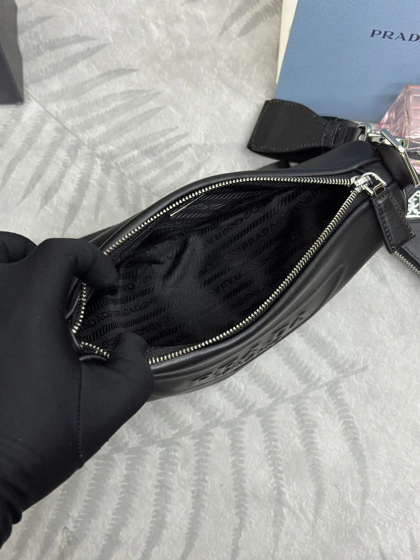 Женская Маленькая Сумка Кроссбоди Из Коровьей Кожи В Стиле Prada