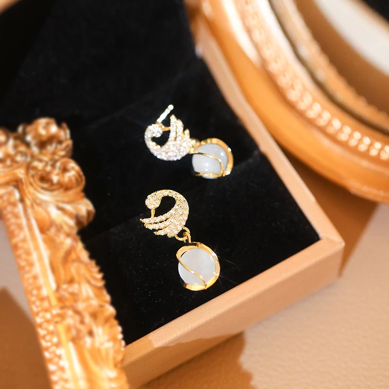 Sparkling Flamingo Clip Earrings Luxury Earrings for Women Opal Drop Dangle Earring Luxury Designer Jewelry New in Accessories