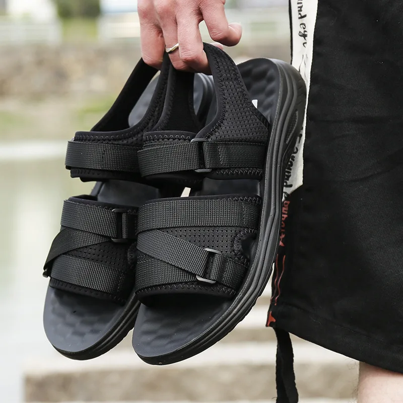 

Summer slippers men's personality non-slip sandals Korean version trend new all-match casual beach shoes sandals for outer wear