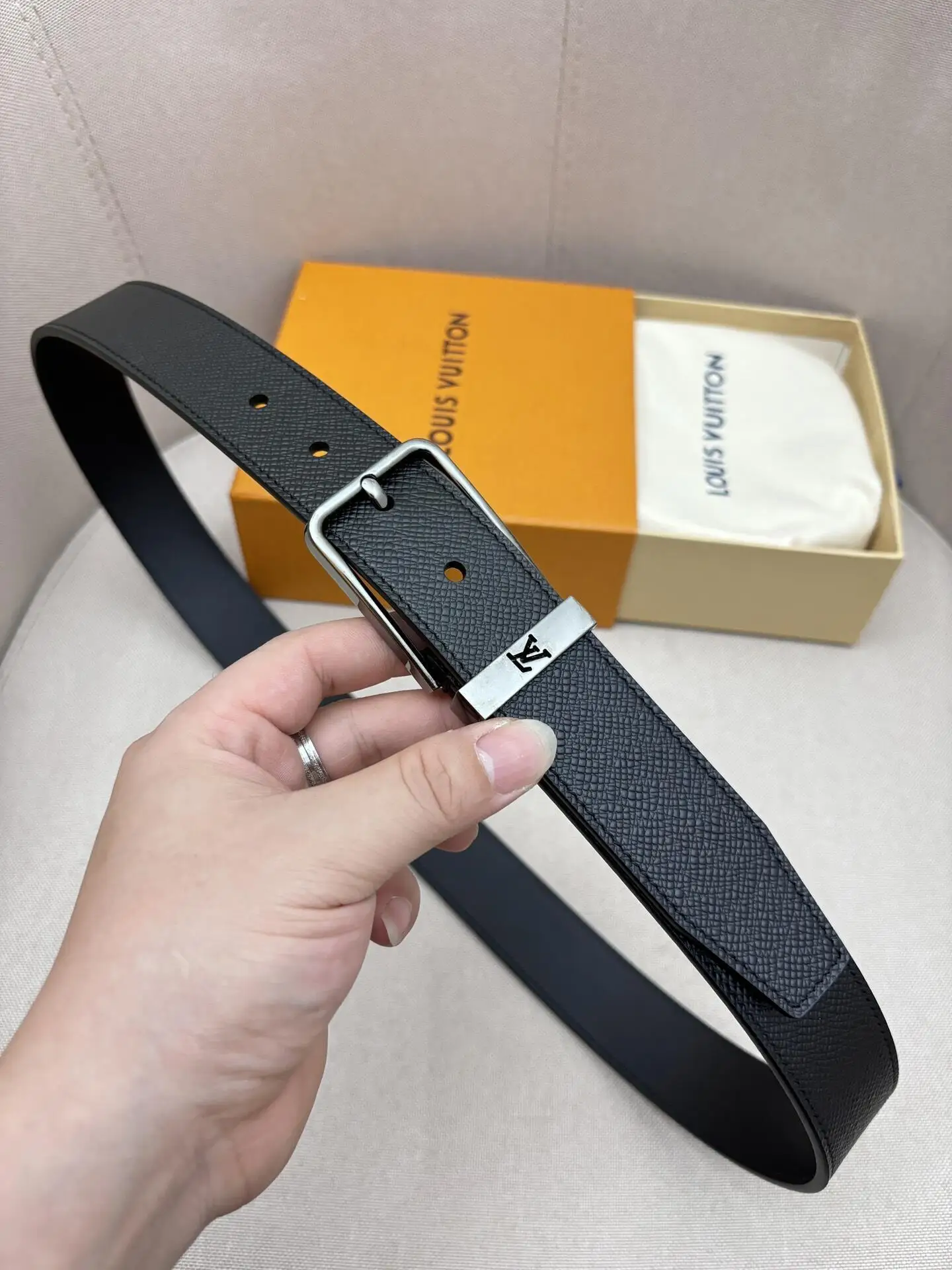 Кожаный Ремень В Стиле Louis Vuitton Длиной 110 См И Шириной 35 ММ