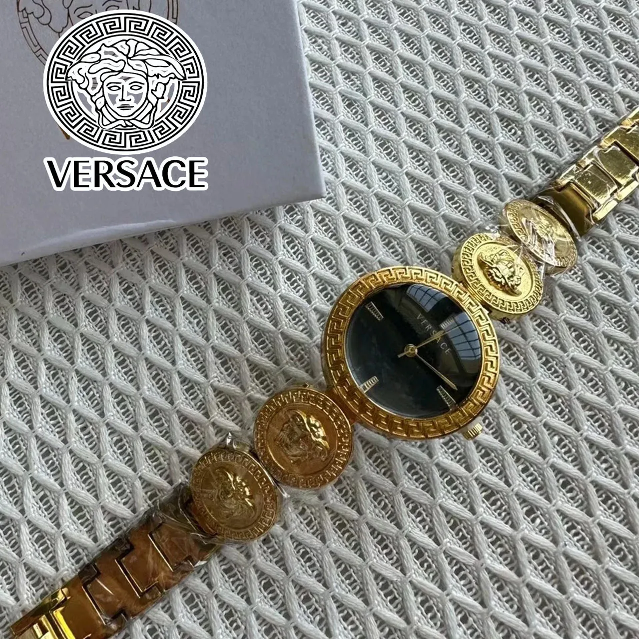 Часы в стиле Версаче модные женские часы легкие роскошные браслеты высокого