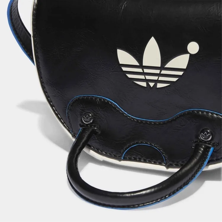 Рисунок 5 - Сумка на плечо Adidas Blue Ver