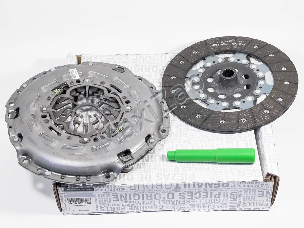 5 дизель. Рено мастер сцепление. Сцепление рено мастер 3 задний привод. Сцепление рено мастер 3 задний привод. Рено мастер 3 маховик двухмассовый.