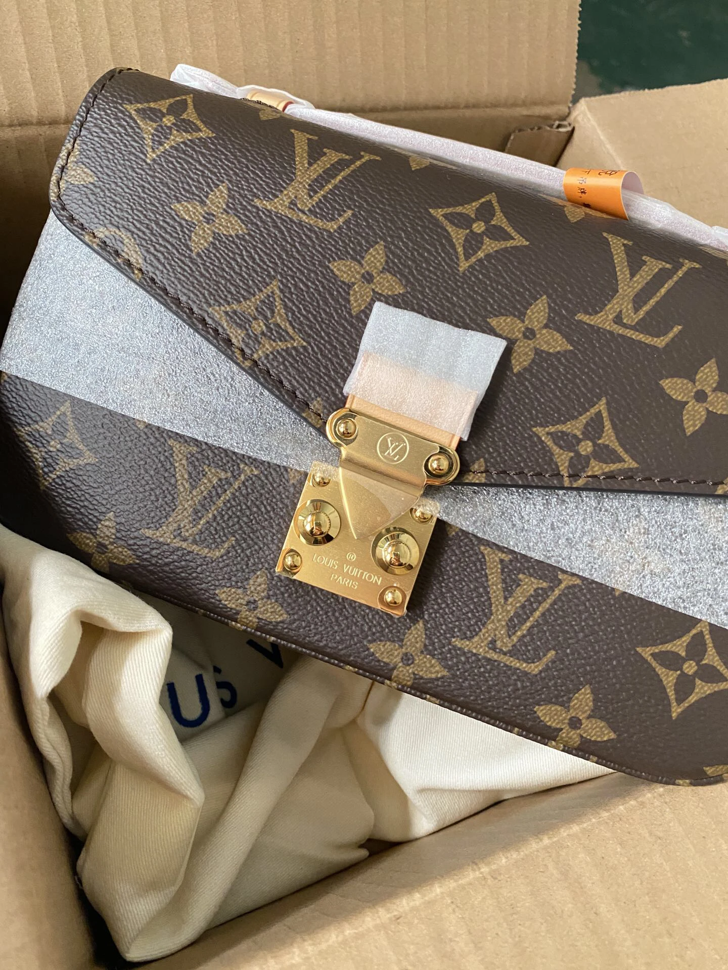 сумочка Высококачественные брендовые товары Качество и мастерство исполнения