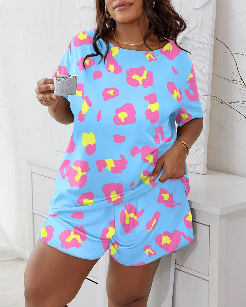 Женский пижамный комплект с леопардовым принтом