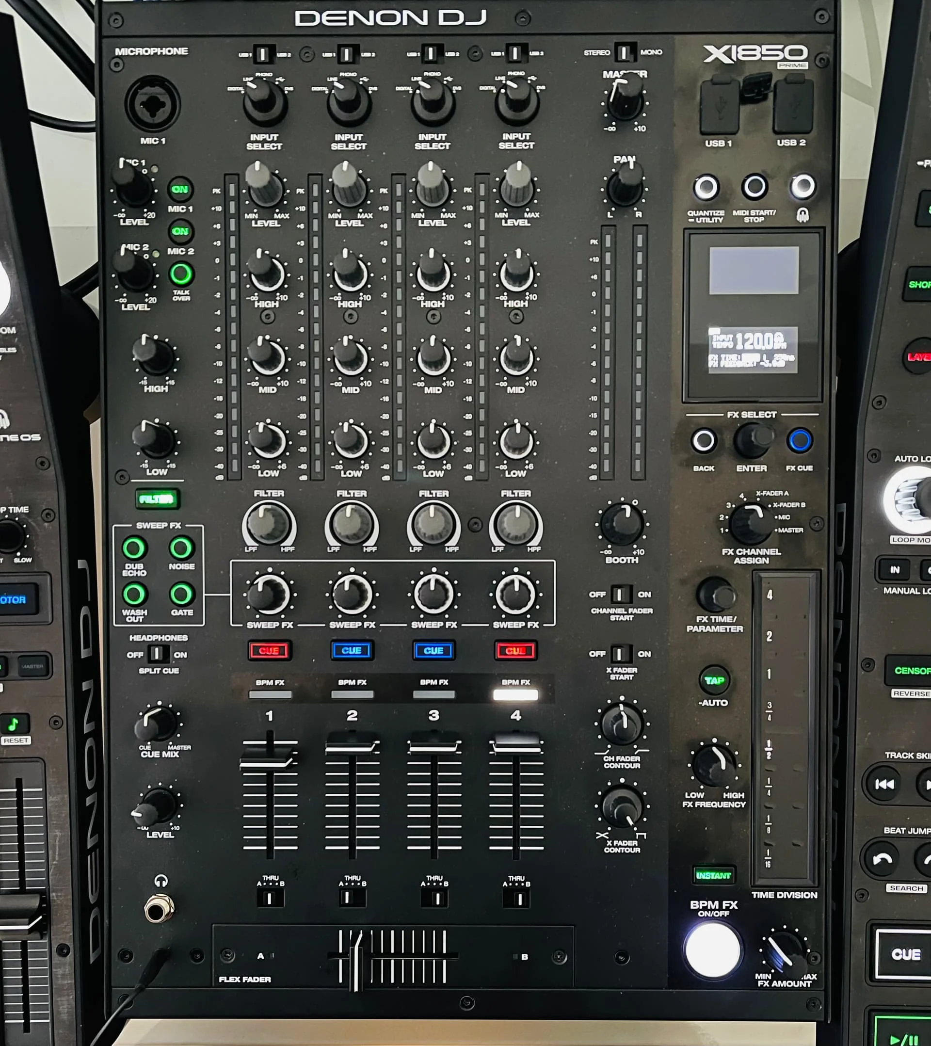 

Лидер продаж ON Denon X1850 PRIME DJ микшер
