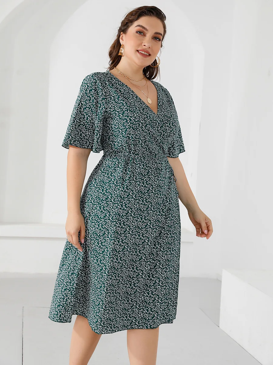 Casual Summer Beach Dress 2022 Plus Size Ladies V Neck Short Sleeve Female Clothing Xl-5Xl Cheap Women'S Dresses Free Shipping